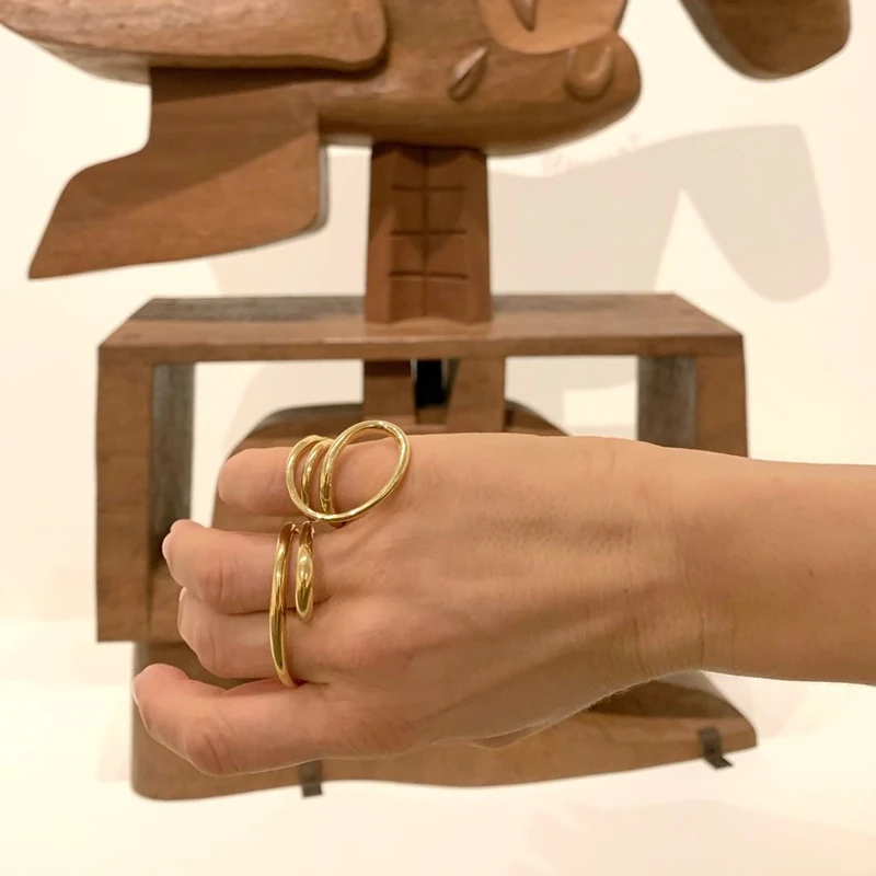 

Titanium Twist Stackable Rings Women Stainless Steel Jewelry Punk T Show Designer Club Cocktail Party Ins Rare Japan Korean