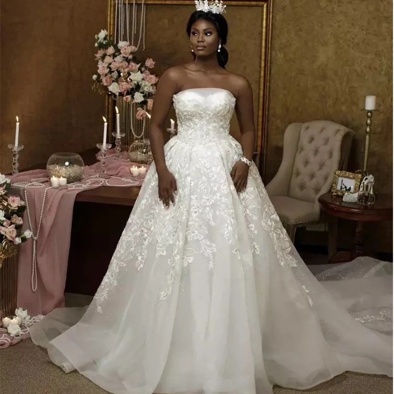 

Romantic Wedding Dresses for Bride Strapless Lace up Back Appliques Beads Country Garden Bridal Gowns vestidos de novia
