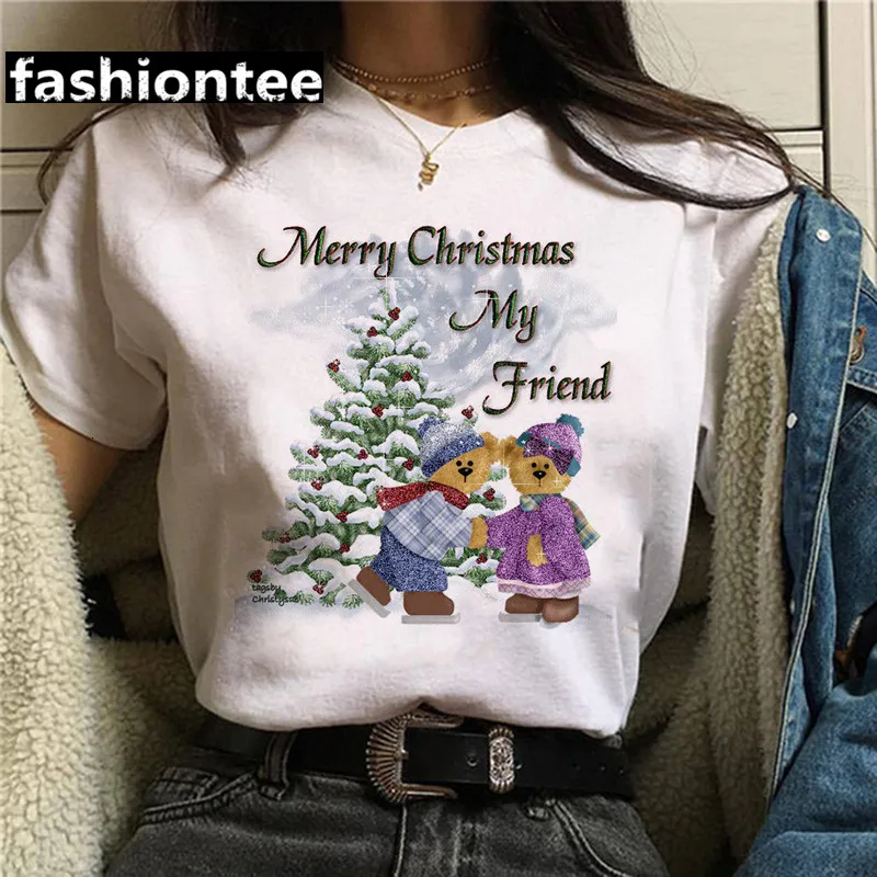 

Женская футболка с принтом медведя из мультфильма «Merry Christmas»