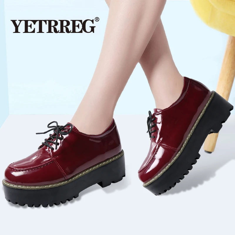 Новинка сезон весна-осень однотонная женская обувь на плоской подошве лоферы из