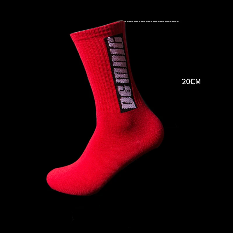 

High-top basketball lightning socks men's trend black white Harajuku striped letter lovers combed cotton red women socks winter