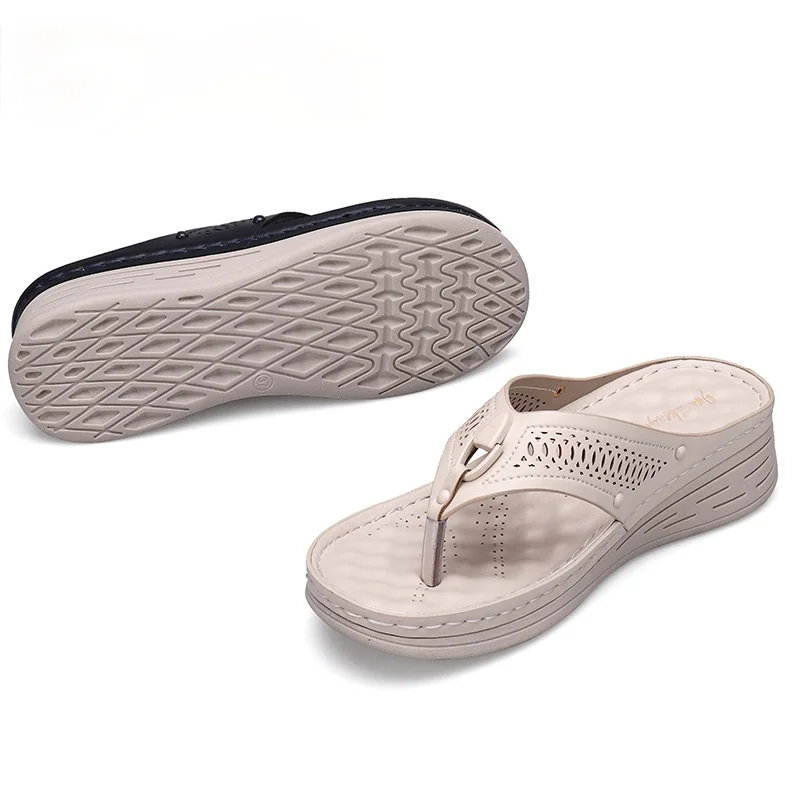

Summer fashion pu women slippers tide outdoor seaside beach leisure Bohemia style Light Weight women's leather slippers