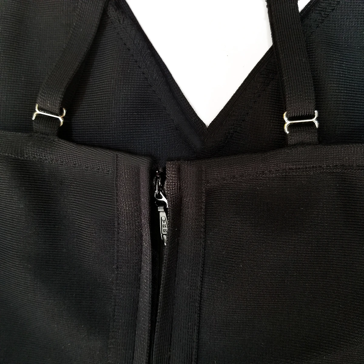 

2019 New Summer Celebrity Party Dress Women Sexy Black Lace Hollow Out Mini Spaghetti Strap Black Deep V Club Dresses Vestidos