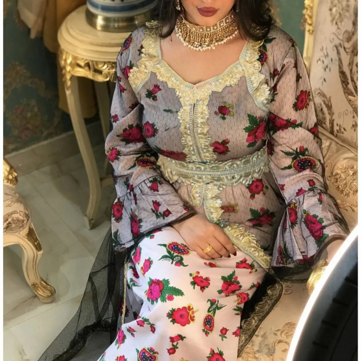 

Fashion Muslim Dubai Jalabiya Gold Lace Mesh Patchwork Abaya Dress Eid Mubarak Arabic Moroccan Kaftan Islamic Clothing 2021 NEW