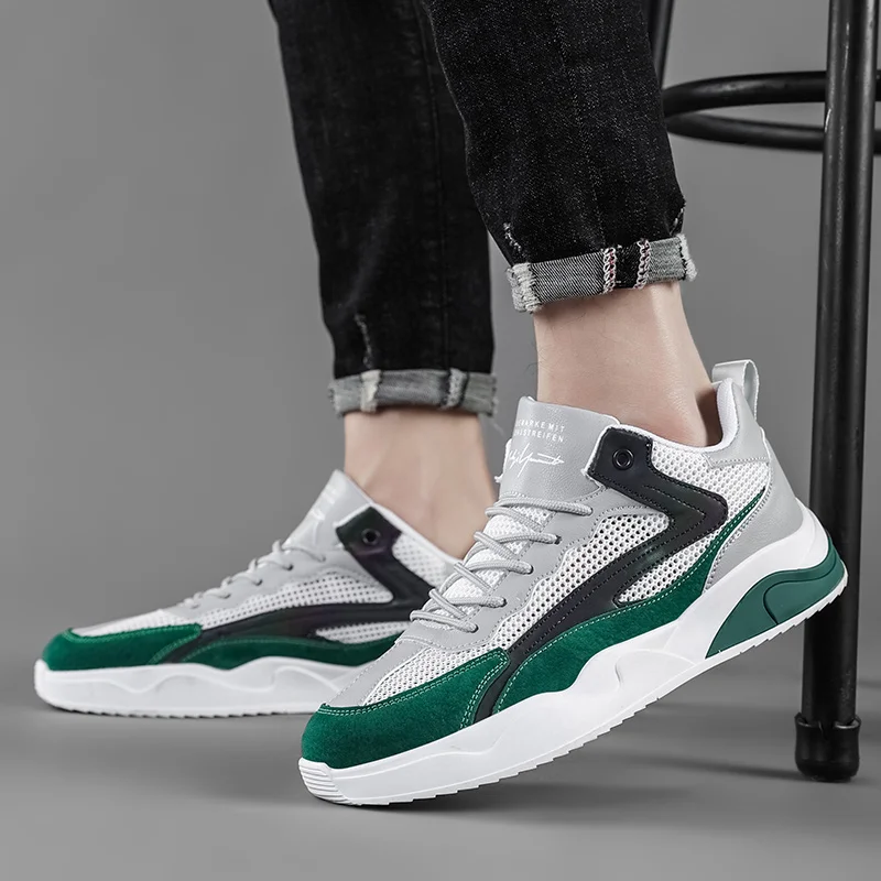 

New 2021 Sport Mesh Walking Style Flat Lace-Up Low Top Sneakers Breathable Men Shoes Fashion Sneaker