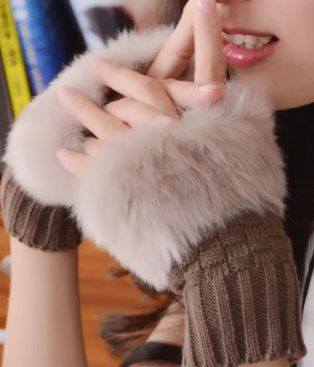 Коричневый Women Winter Warm Half Finger Gloves Faux Fur Warm Wrist Knitted Wool Gloves Cuff Mitten - Цвет: Коричневый