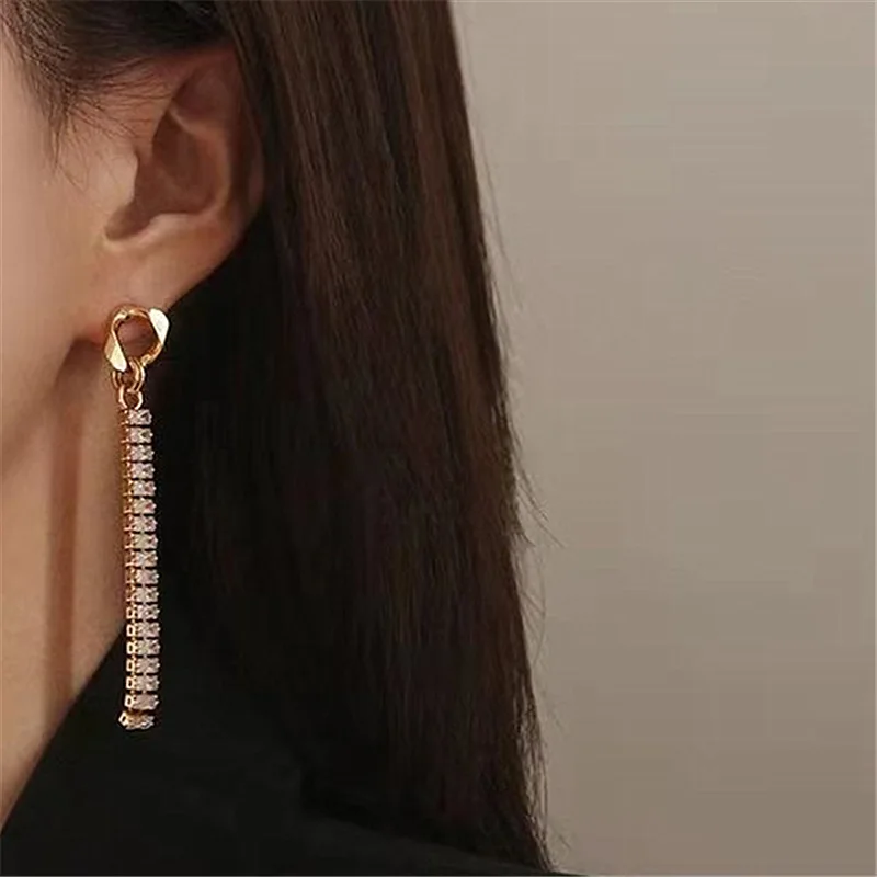 

Минар шикарные Длинная кисточка из горного хрусталя серьги для женщин Золотой Цвет не сужающийся книзу массивный круг свисающие Висячие се...