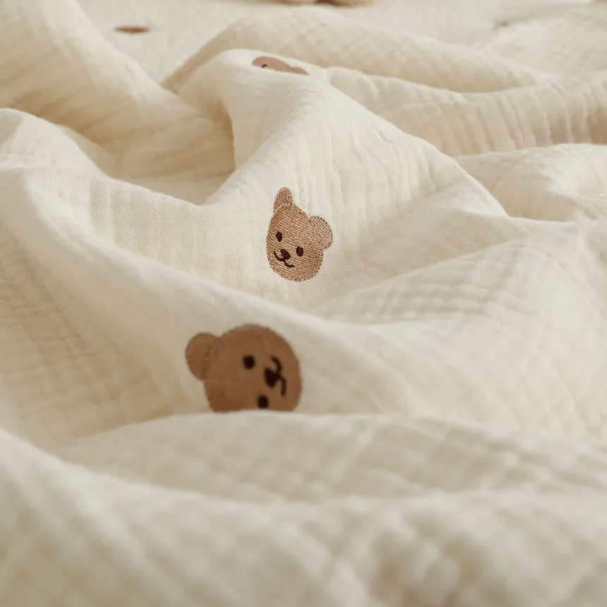 

Fashional Embroidered Bear Muslin Cotton Blanket Baby Swaddle Stroller Cover Newborn Bath Towel Receiving Blanket