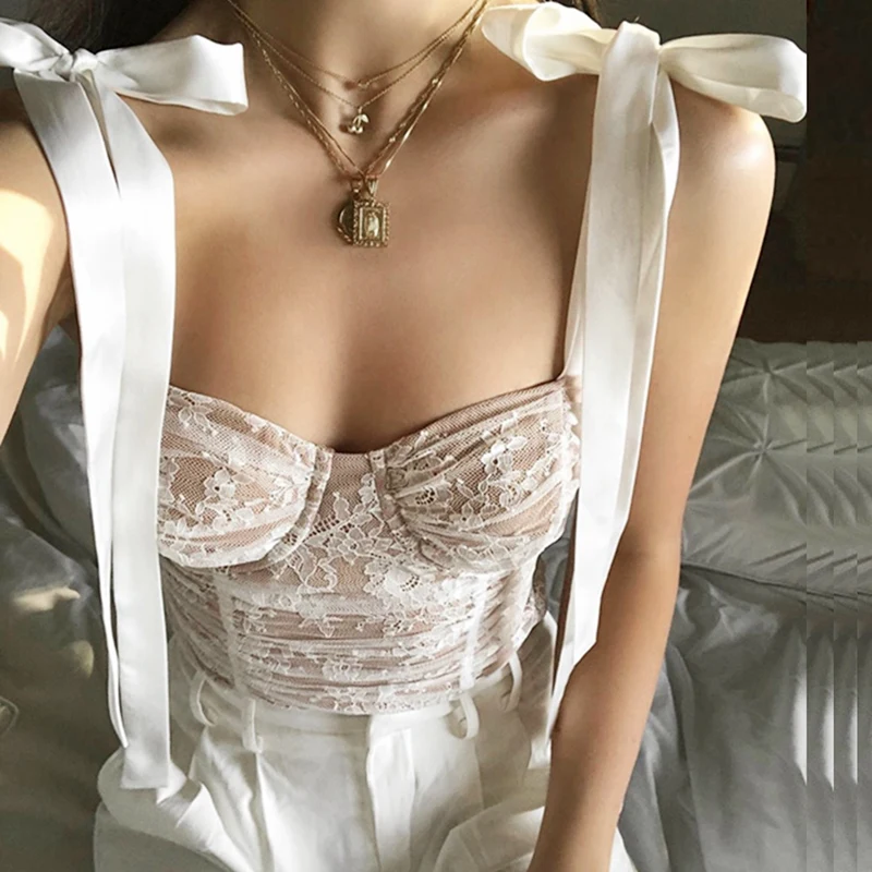 Женская прозрачная сетчатая кружевная кофта белого цвета с квадратным вырезом и