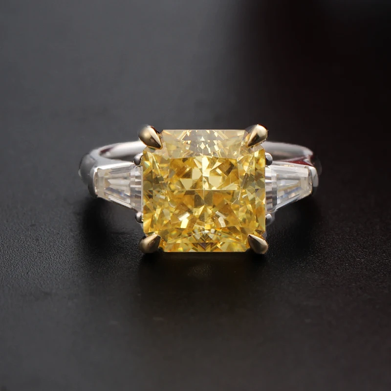 

9K Yellow and White Two Multicolor Gold 11 Carats Fancy Fashion Yellow Diamond Women's Moissanite Engagement Ring