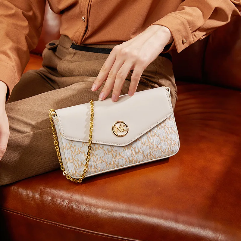 

Light Luxury Retro High Quality Leather Fashion Classic Hit Color Small Square Bag Versatile One-shoulder Messenger Chain Bag Cc