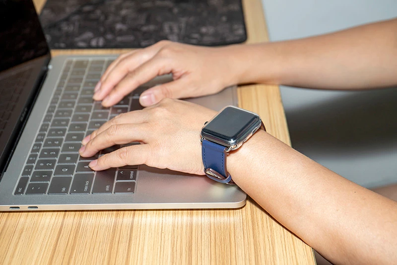 Ремешок из коровьей кожи для Apple Watch Band 44 мм iwatch Series 5 4 3 2 1 умные Аксессуары 42 мм петля 38 мм Замена браслета 40 мм
