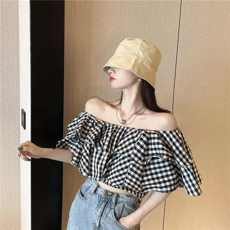 

Women Bubble Sleeve Shirts Korea Fashion Small Daisy Embroidery Shirts Summer Short Sleeve Off Shoulder Navel Shirt Tops