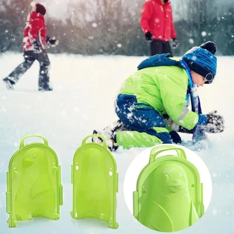 

Cartoon 3D Penguin Snowman Maker Mold Toys Kids Winter Outdoor Sand Mould Pudding Beach Play Toy 4 Color