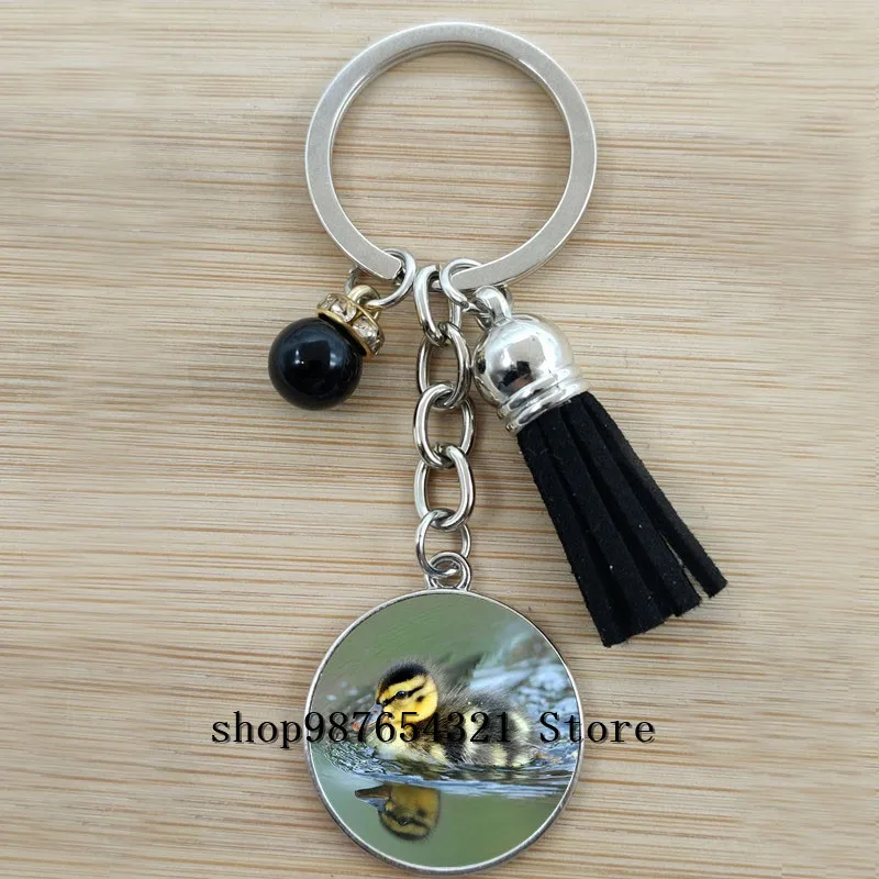 Новый милый брелок для ключей с утенком кисточкой детский школьный подвеской