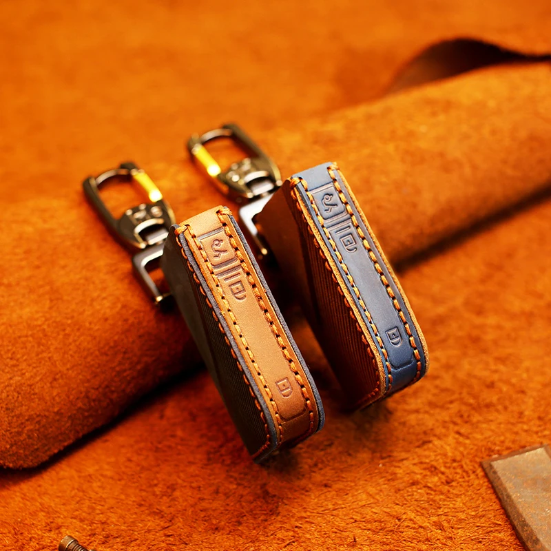 Handmade Leather Car Keychain Cover For Lynk&ampCo 05 Key Case New | Card &amp ID Holders