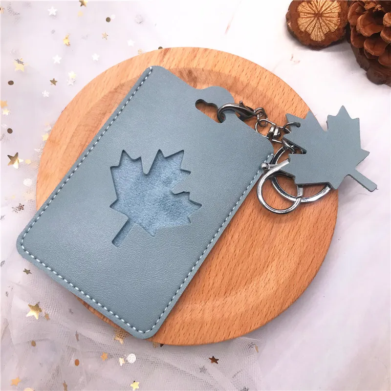 Обложка для карт из ПУ кожи с брелоком цепочкой отделением полый кленовый лист