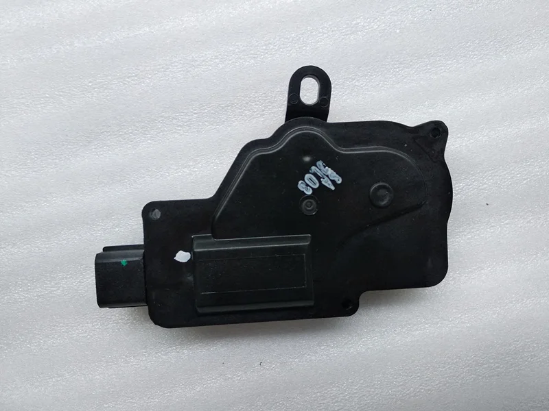 Кронштейн для багажника Kia Sportage 2006-2010 812901F020 957501F020 | Автомобили и мотоциклы