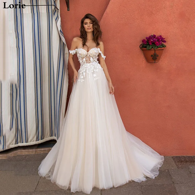 Платье Свадебное в стиле бохо с открытыми плечами кружевом и аппликацией |