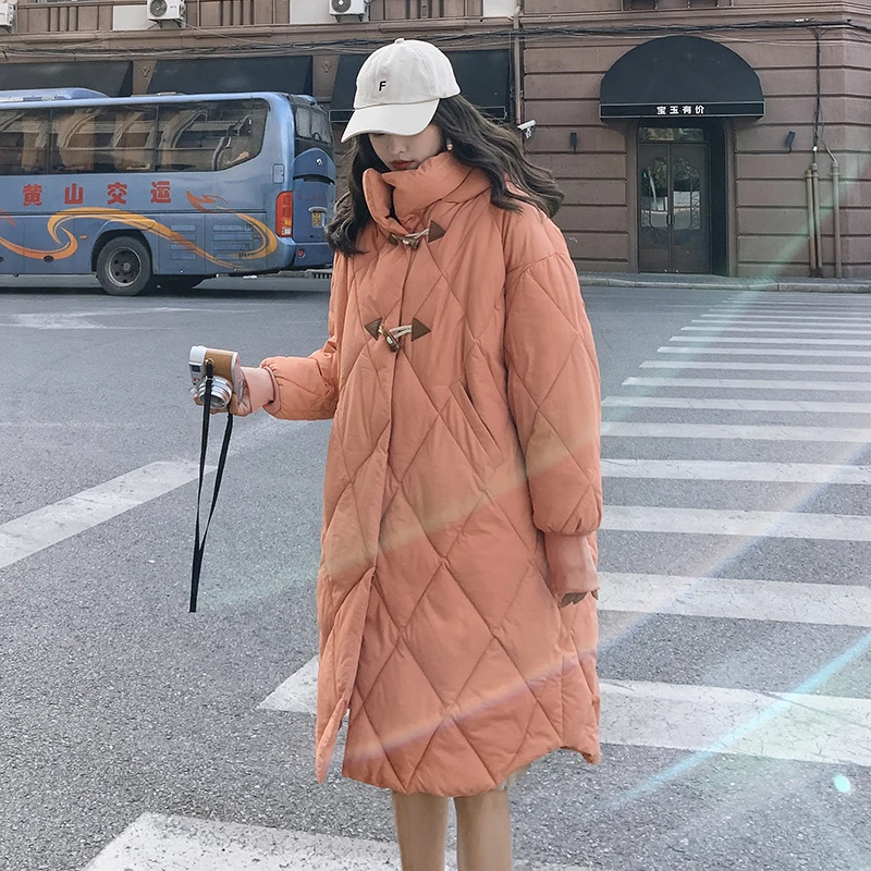 Новинка 2020 зимнее женское пальто свободное короткое с роговыми пуговицами