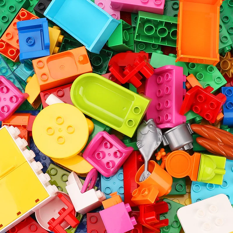 

VIP Big Building Blocks Family Members Mom Dad Grandpa Grandma Brother Sister Kids Dolls Toys Compatible Parts