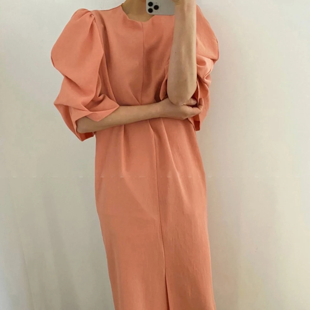 

2021 Summer Japanese Style New Korean Fashion Temperament Fold Lantern Sleeve Split Solid Color Round Neck Women's Dress