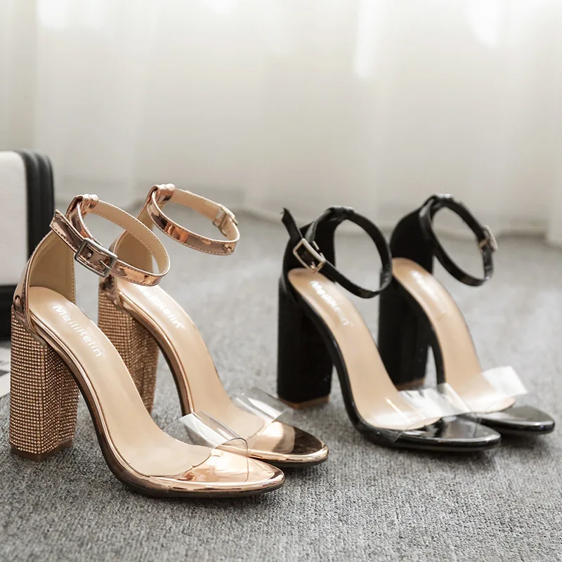 Женские сандалии на квадратном каблуке с леопардовым принтом Новинка 2019 года