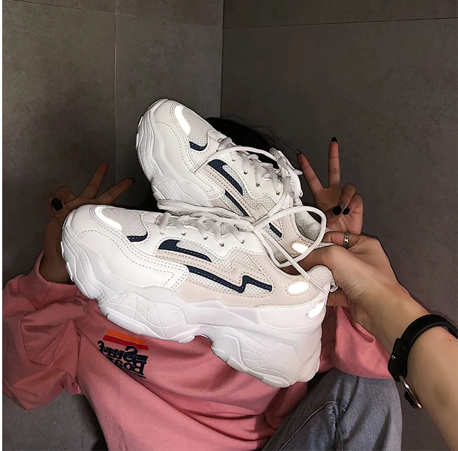 

Women's Chunky Sneakers Women Platform Shoes Lace Up Breathable Vulcanize Shoes Women Female Trainers Dad Shoes