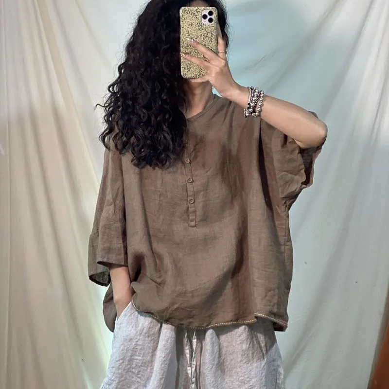 

2021 New Arrival Summer Women Loose Casual Cotton Linen T Shirt All-matched Short Sleeve Button Design O-neck T-shirt W627