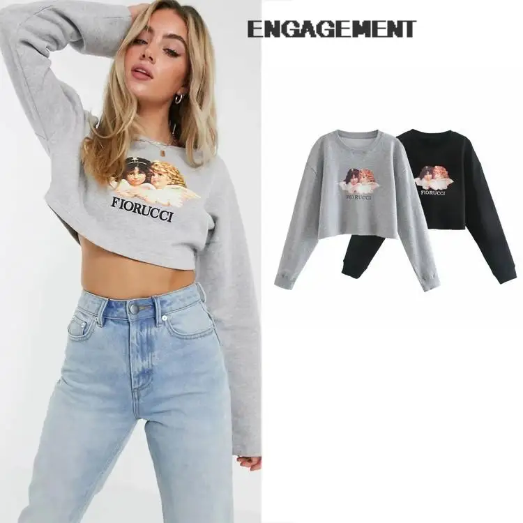 

Hoodies & Sweatshirts