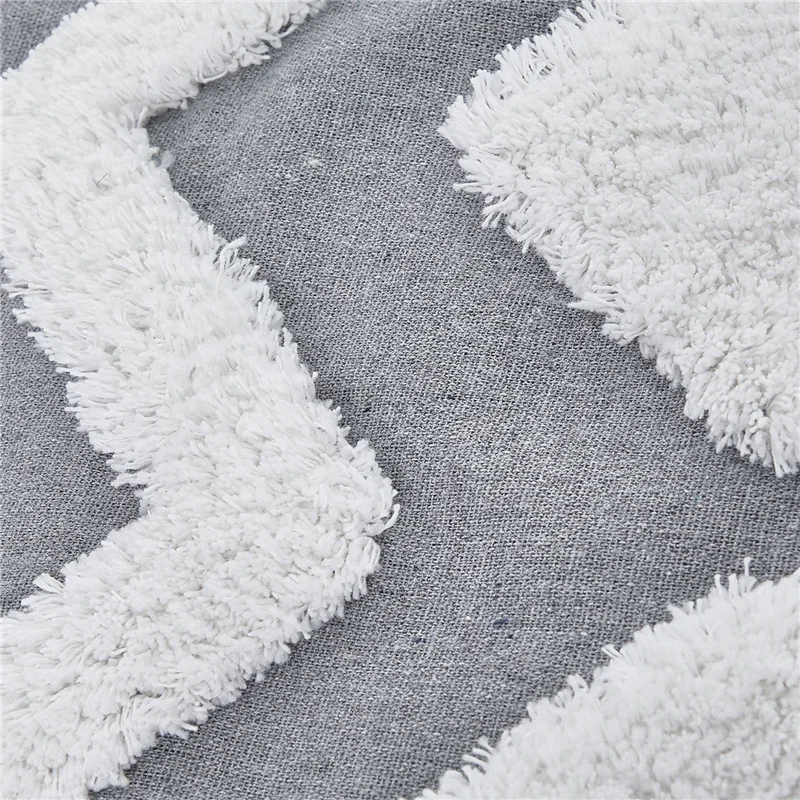 Наволочка для диванной подушки 45x45 см с кисточками | Дом и сад