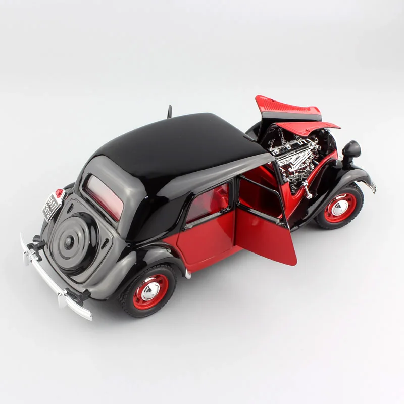 Миниатюрная модель автомобиля bburago classics в винтажном стиле citroen TA 15CV 1/24 тяга