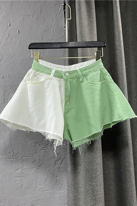 

Female Casual Color-contrasting Fashion Stitching Denim Shorts 2021 New All-matching High Waist Wide-Leg Short Pants for Women
