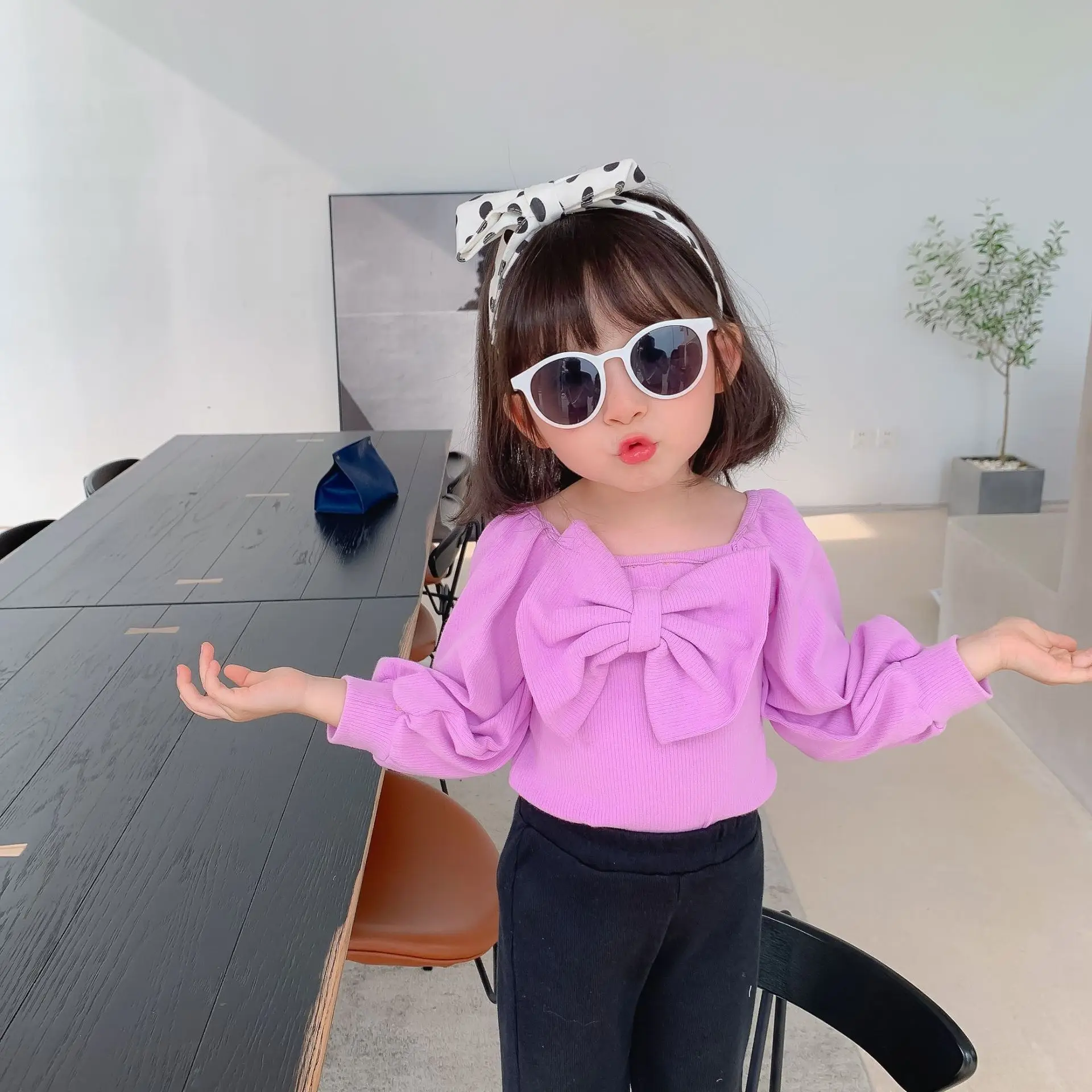 

Children Clothing 2020 Autumn Girls Bow Shirt Toddler Baby Long-Sleeved Cotton Bowtie Fashion T-shirt Baby Solid Color Top Cloth