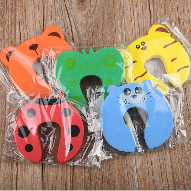 

5pcs Cartoon animals Door Stopper Child Finger Protector EVA Baby Safety Lock wall Buffers home Safety accessories