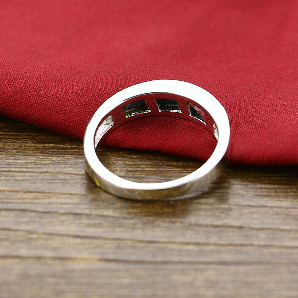 Кольцо женское из серебра 925 пробы инкрустированное агатом | Украшения и