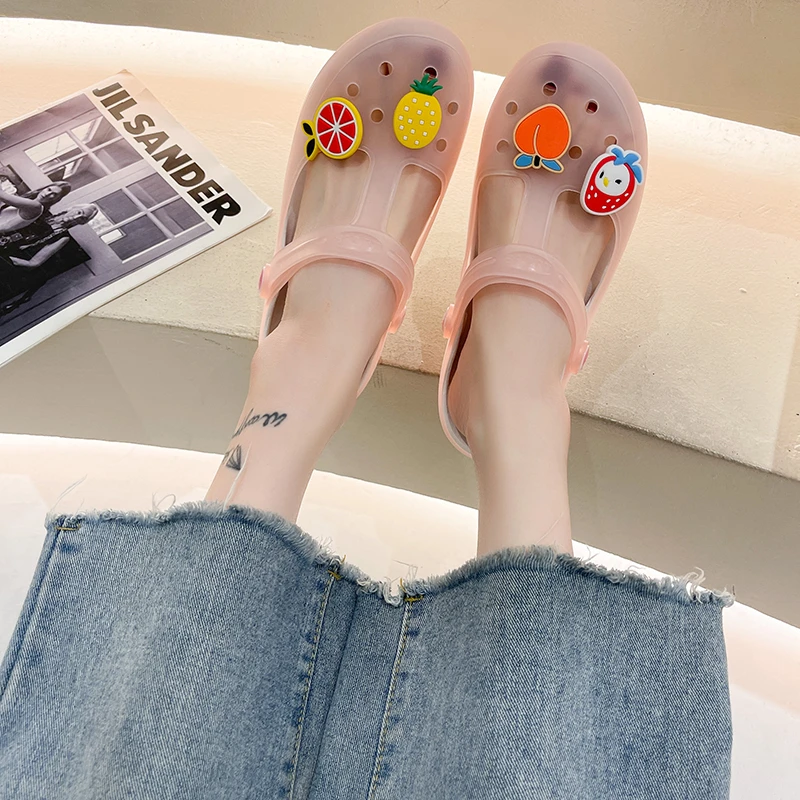 Fashion New Summer Stweet Girls Croc Clogs Outdoor Garden Shoes Non-slip Beach Shoes Female Slides Hollow Out  Jelly Shoes
