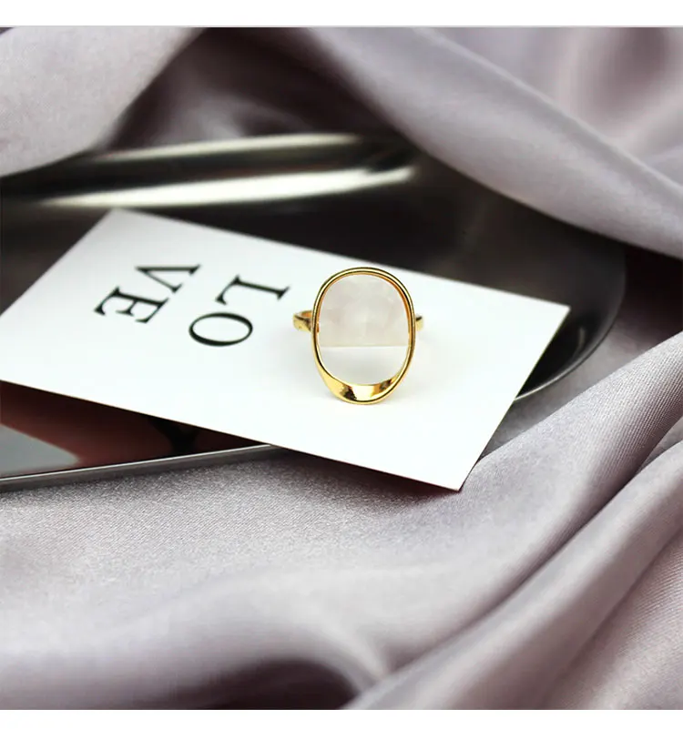 Элегантное модное кольцо овальное женское обручальное с геометрическим