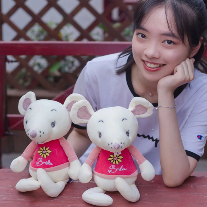 

Cute squeaky mouse sleeping pillow bed doll