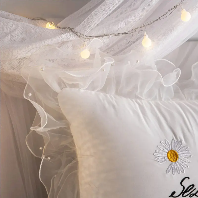 Подушка прикроватная мягкая с вышивкой милая эластичная для кровати Королевский