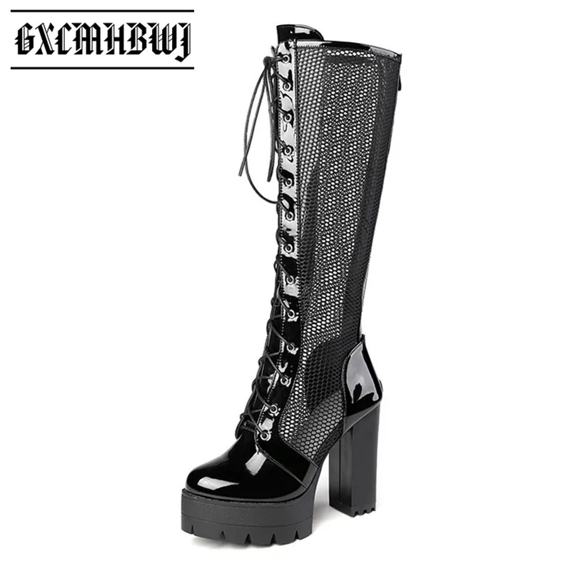 

GXCMHBWJ сезон: весна-лето Лакированная кожа легкие дышащие короткие сапоги до колена из сетчатого материала женские сапоги пикантные женские ...