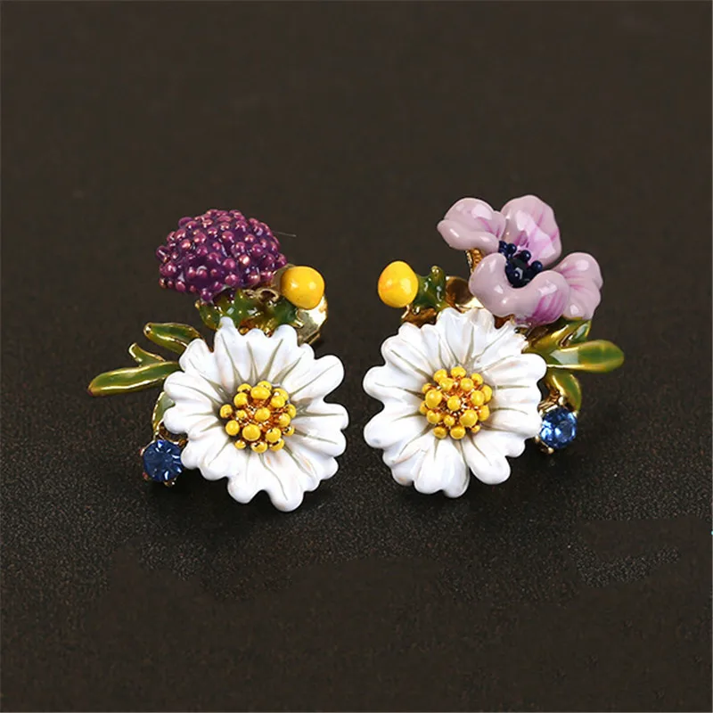 

European and Beautiful Pop Poppy Earrings Enamel Glaze White Daisy Poppy Flower Green Leaf Asymmetric Purple Ball Stud EarringS