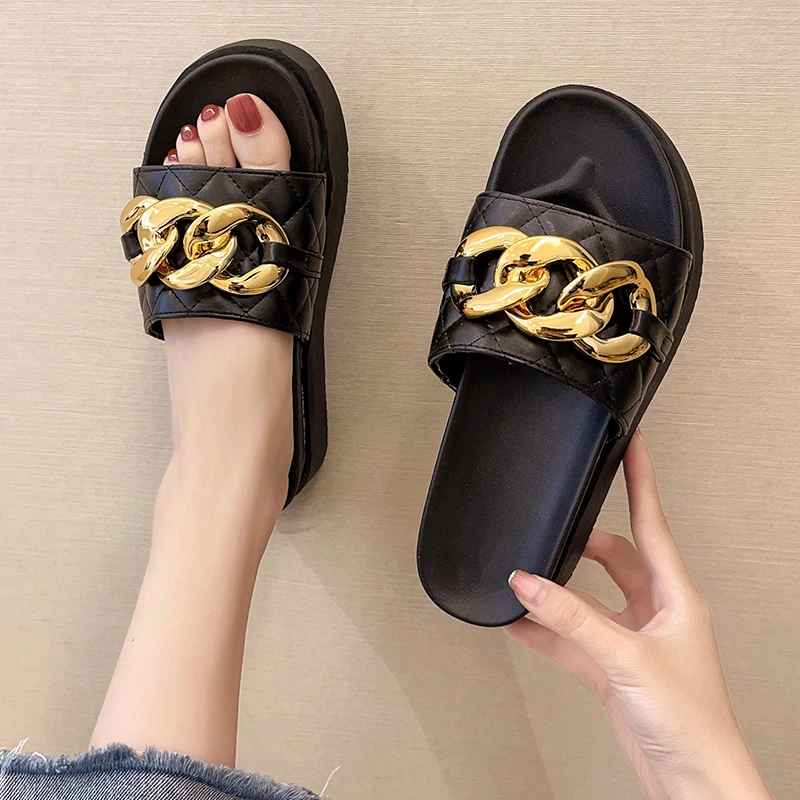 Шлепанцы женские с заклепками повседневные сандалии на платформе пляжные