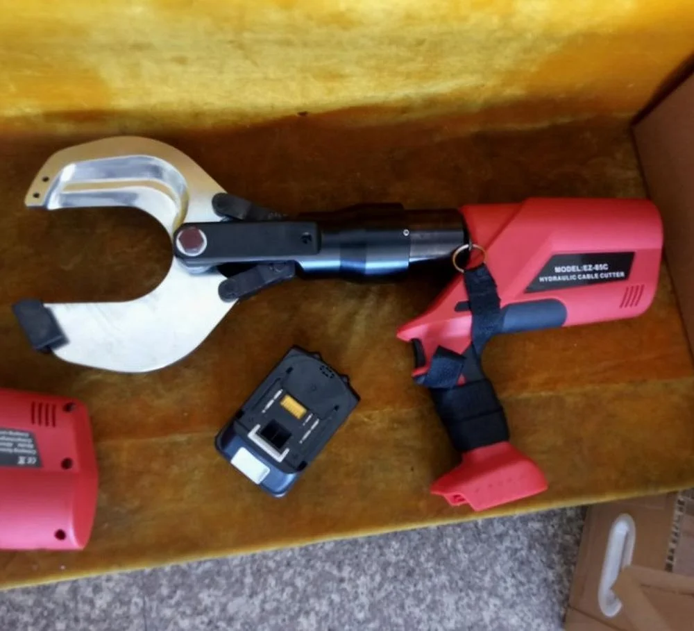 

Portable Electric Lithium Battery Powered Charging Type Hydraulic Cable Cutter