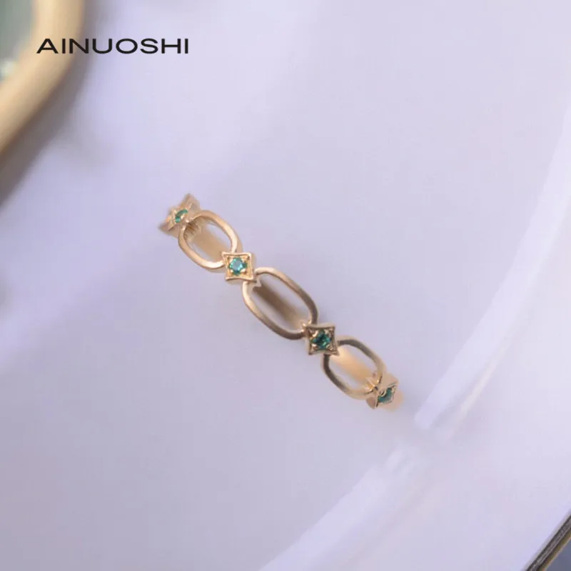 

AINUOSHI Round Cut 0.016 Carat Natural Emerald Cute Exquisite Band for Women 18K Gold Classic Fashion Ring Fine Jewelry