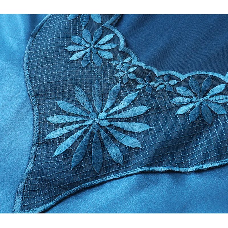 

Women's Tank Tops New 2021 Summer Sleeveless Satin T-Shirt Elegant Slim V-Neck Solid Color Vest Plus Size M-5XL Loose Blusas