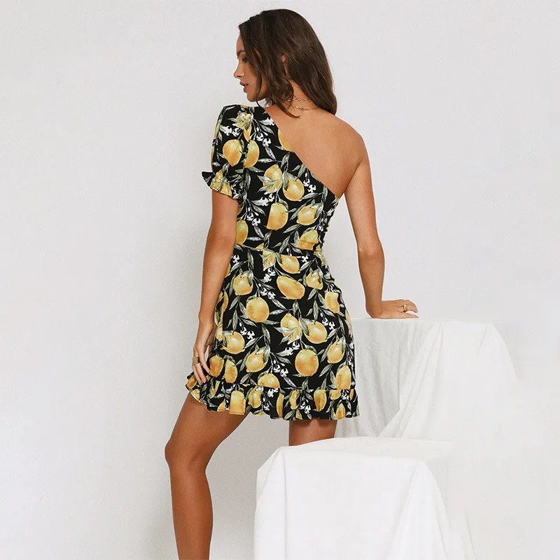 

2020 Casual Fashion Women Print Mini Dress One Shoulder Fashion Ruffles Slim Dress for Ladies
