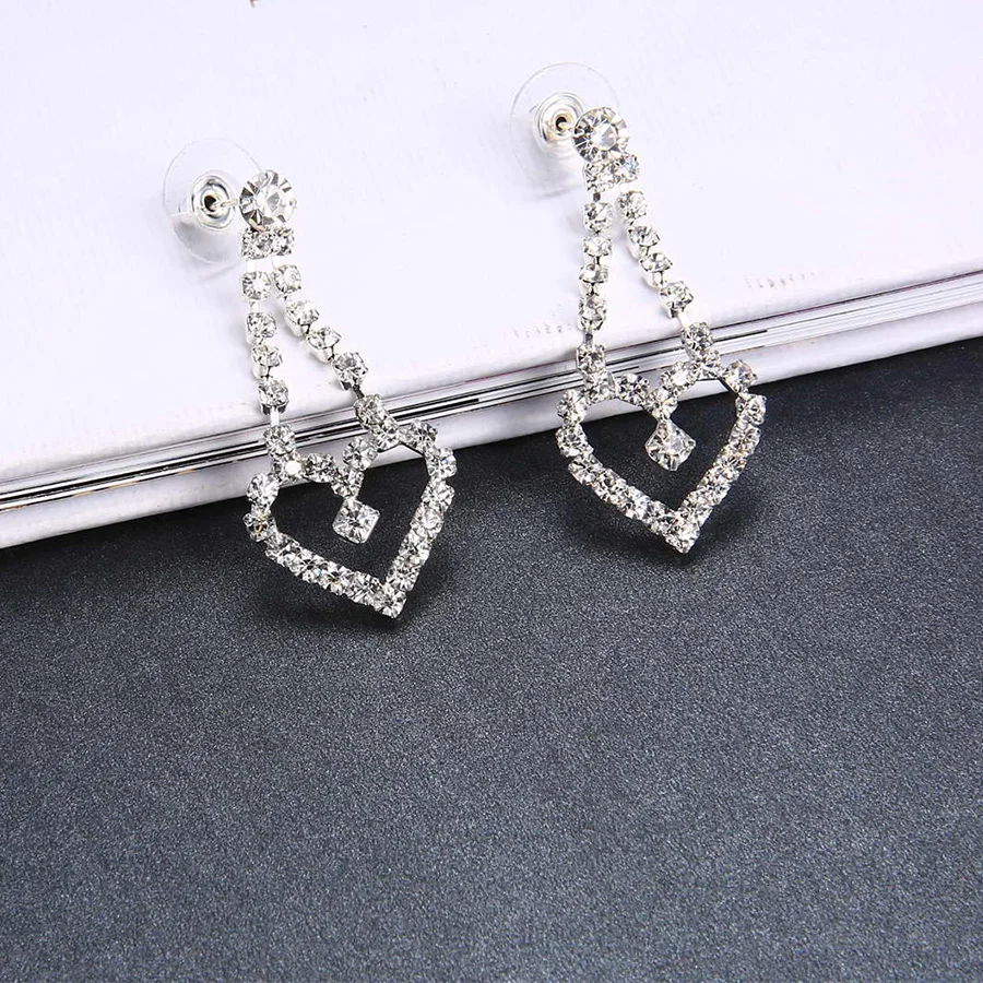 Комплект из колье и серёг с кристаллами | Украшения аксессуары