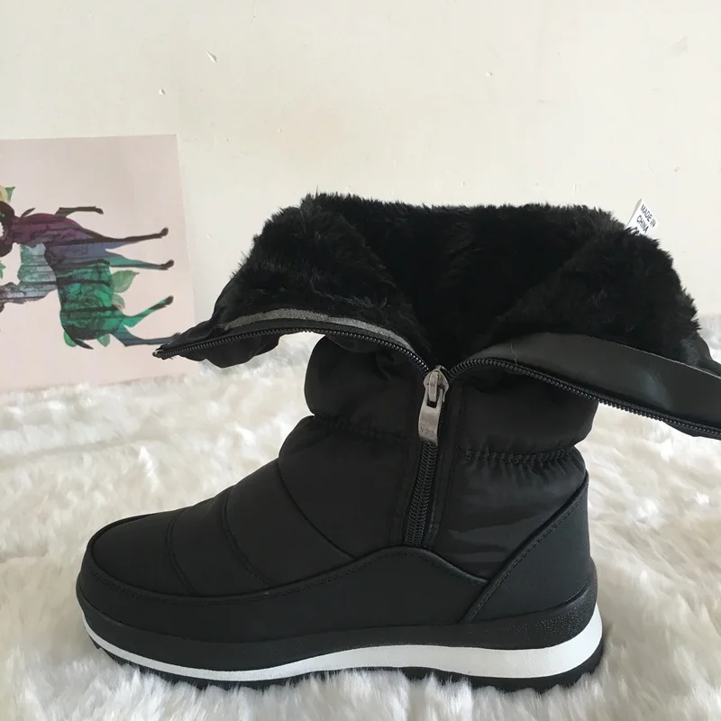 REAVE CAT/Большие размеры 36-41; новые теплые зимние сапоги; женские сапоги на платформе на молнии; однотонные Водонепроницаемые зимние сапоги до середины икры на толстом меху