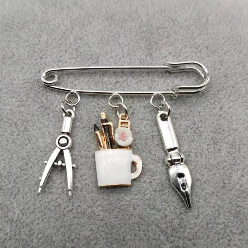 Новые и модные учитель брошь подарит вам много вдохновения. Учителя подарок